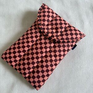 BAGGU Puffy Tablet Sleeve 8” Pink Brown Check
